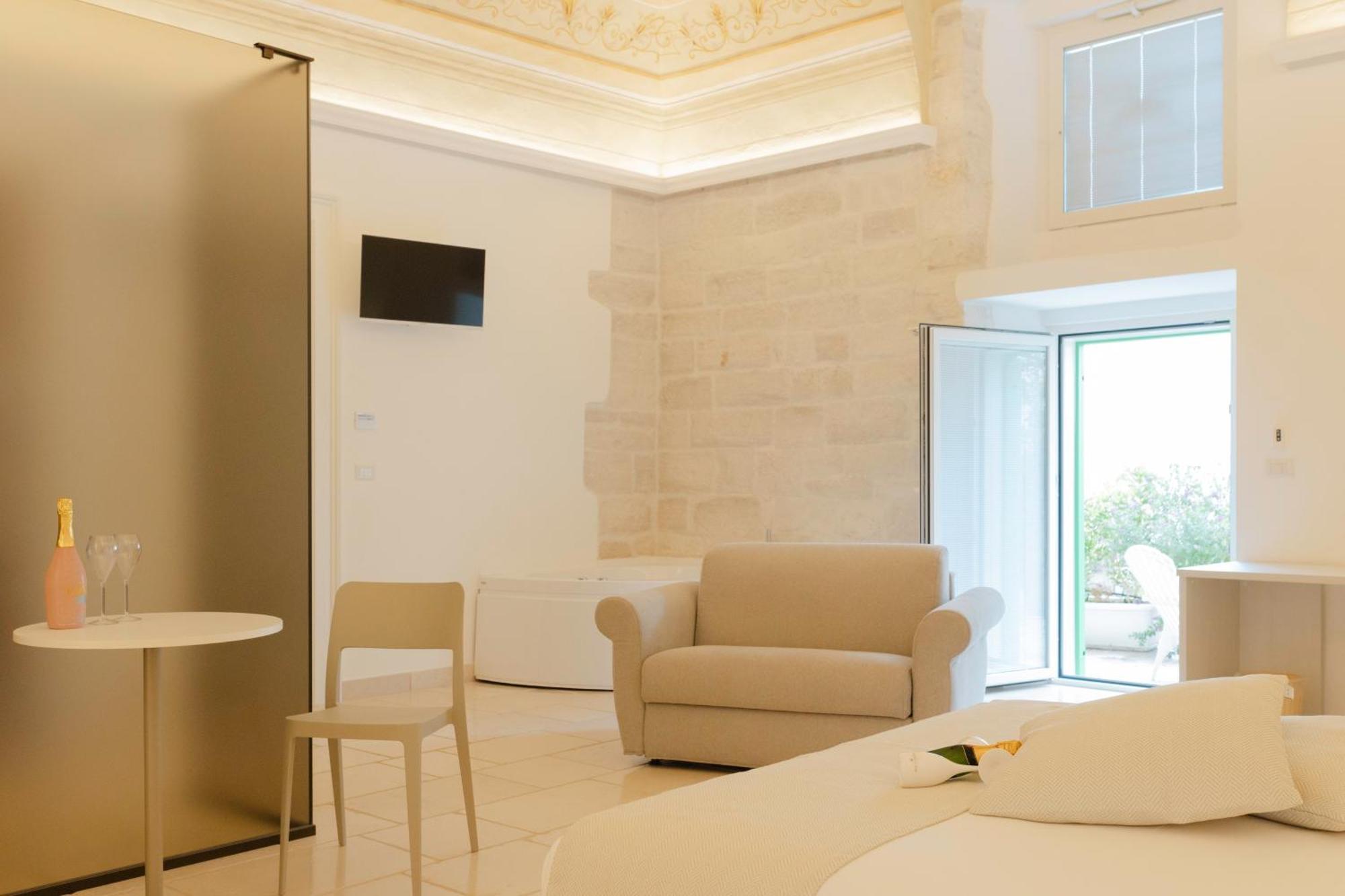 Relais La Muraglia - Luxury Rooms Molfetta Bagian luar foto